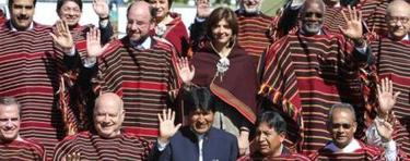 Evo Morales en la foto de familia de Cochabamba. | EFE