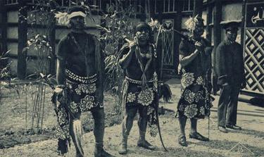 Habitantes de Nueva Caledonia expuestos durante la Exposicin Colonial de 1931.