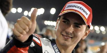  Lorenzo, sonriente en Le Mans. | EFE