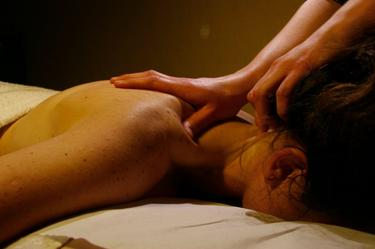 Si un buen masaje es beneficioso, uno malo puede traer consecuencias nefastas. | Flickr/CC/Juliane Orekan