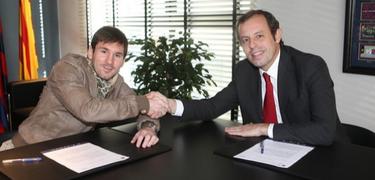 Leo Messi y Sandro Rosell. | Archivo