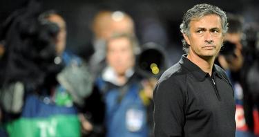 Mourinho no esperará más de 48 horas a Wayne Rooney. | EFE