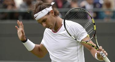 Rafa Nadal, durante su partido ante Steve Darcis. | EFE