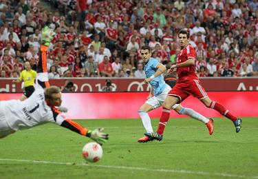 lvaro Negredo acaba de marcar su primer gol con el City| Cordon Press