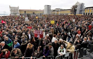 Multitudinaria manifestación en Lisboa.