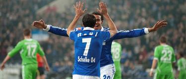 Ral celebra un gol en el Schalke