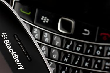 Mviles Blackberry de RIM, con su clsico teclado completo. | Cordon Press