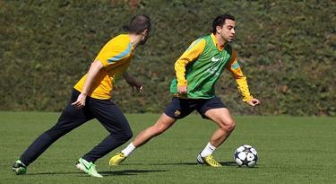 Xavi e Iniesta, durante el entrenamiento en San Joan Desp. | Foto: fcbarcelona.com