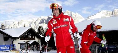 Alonso, esquiando en Madonna di Campiglio. | EFE