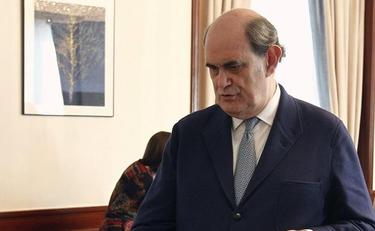 Ignacio Astarloa se acredita como diputado. | EFE
