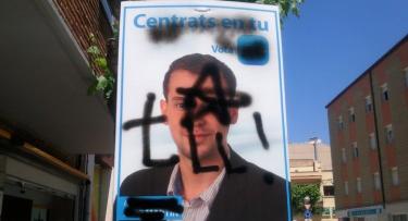 Cartel del candidato del PP en Tordena