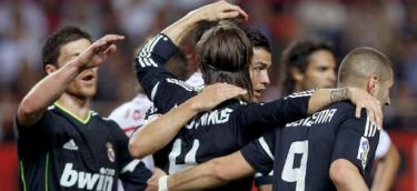 El Madrid celebra el primer tanto de Ramos. | EFE