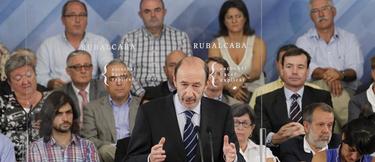 Rubalcaba durante su discurso en Ferraz | EFE