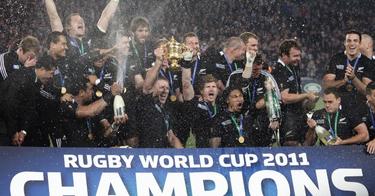 El equipo neozelands celebra su victoria en la Copa del Mundo de rugby. | EFE