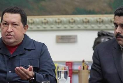 Hugo Chávez y Nicolás Maduro