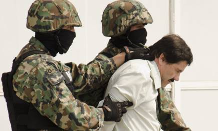 Joaquín "el Chapo" Guzmán, cuando fue detenido en 2014. |  Cordon Press