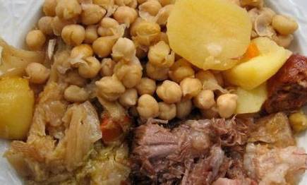 Taberna Pedraza, templo del cocido