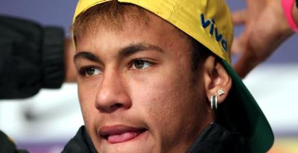 Neymar durante una rueda de prensa. | Archivo
