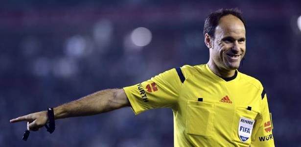 Mateu Lahoz confiesa sus preferencias. |  EFE
