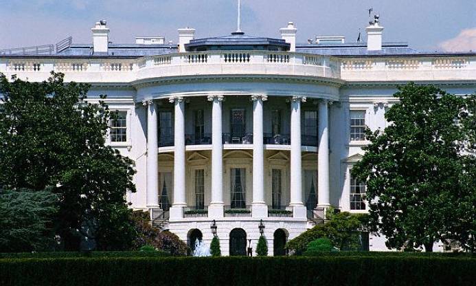 EEUU prohíbe la entrada en el país a funcionarios venezolanos e iraníes