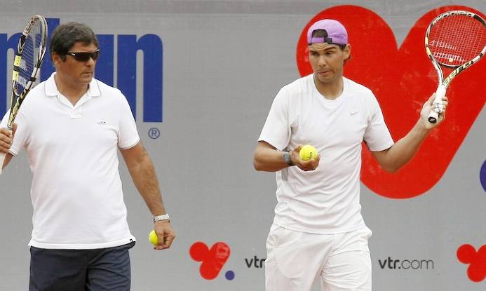 Rafa Nadal y su tío Toni, durante un entrenamiento en Viña del Mar. | Cordon Press/Archivo