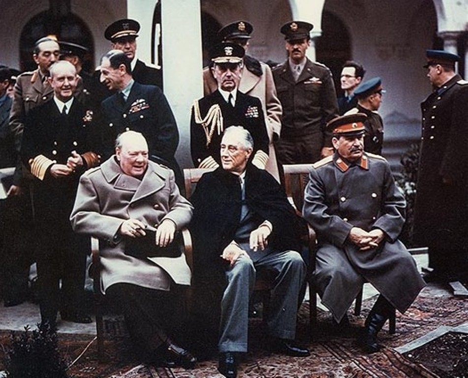 Yalta_summit_1945_with_Churchill_Rooseve