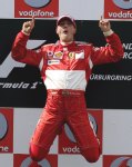 Schumacher celebra su victoria. EFE