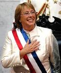 Michelle Bachelet promete su cargo.
