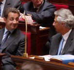 Sarkozy y Villepin en sus escaos.