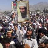 Terroristas talibanes esperan la orden. (Archivo)