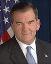 Tom Ridge, secretario de Seguridad Nacional.