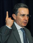 lvaro Uribe.