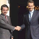 Aznar y Zapatero en La Moncloa.