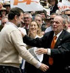 Rajoy y Fraga en un acto de campaa. EFE.