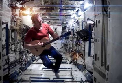 Un astronauta canta 'Space Oddity'