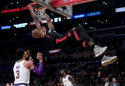 Un Ibaka inmenso firma el mejor partido de su carrera ante los Lakers